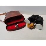K.O.G. Field Binoculars 18x50 in leather carrying case excellent condition
