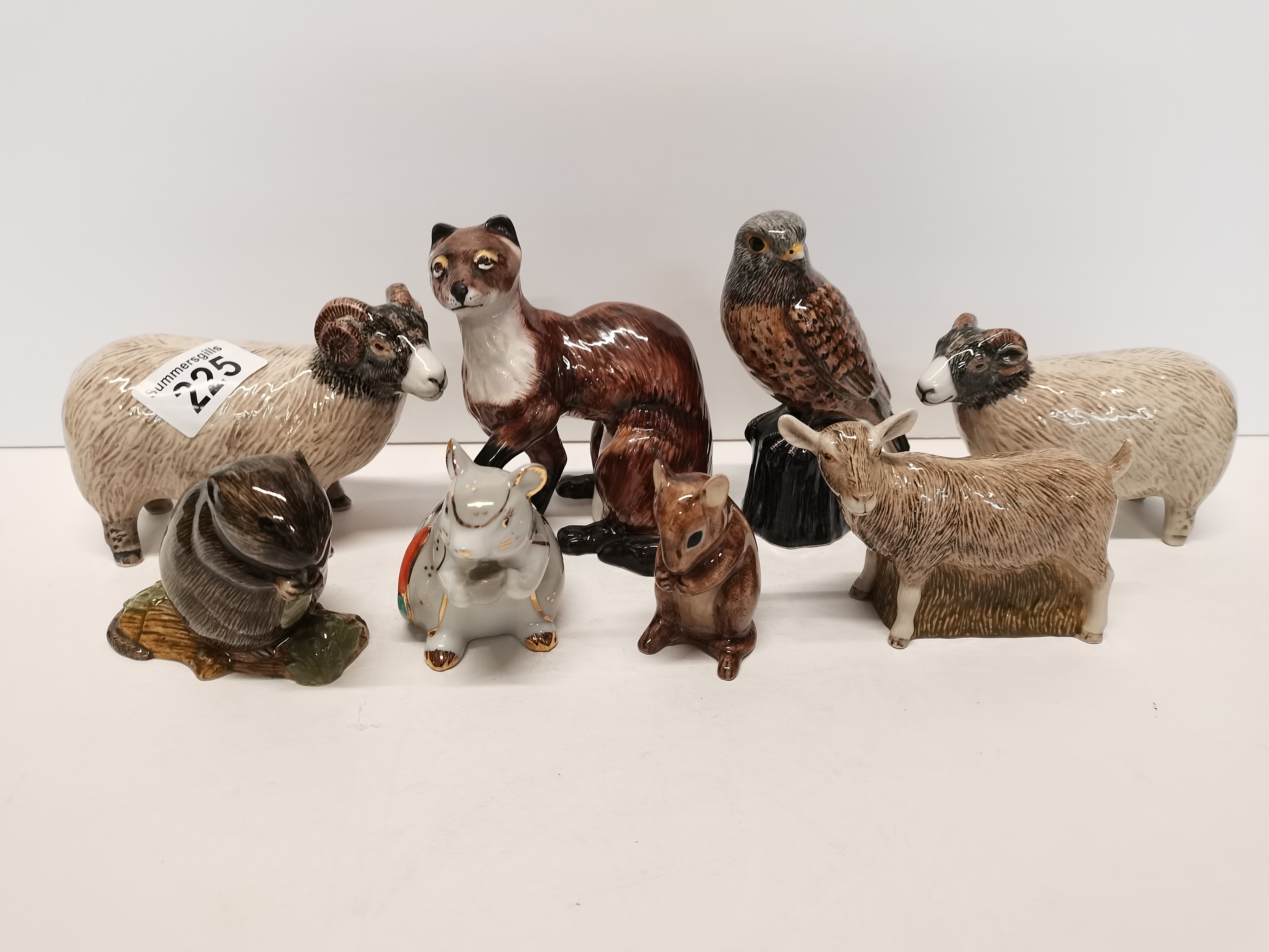 8 Animal Figures 1 Stoat by Pennine Porcelaine + China, 1 brown Mouse unmarked, 1 Blue and white