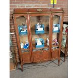 Antique French style kingwood display cabinet 1.2x1.8m