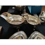 Pair of silver gravy boats 535g