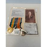 2x WWI medals belonging to Private George Wallace Hatch Reg No 596724 London Rifles, King's Royal
