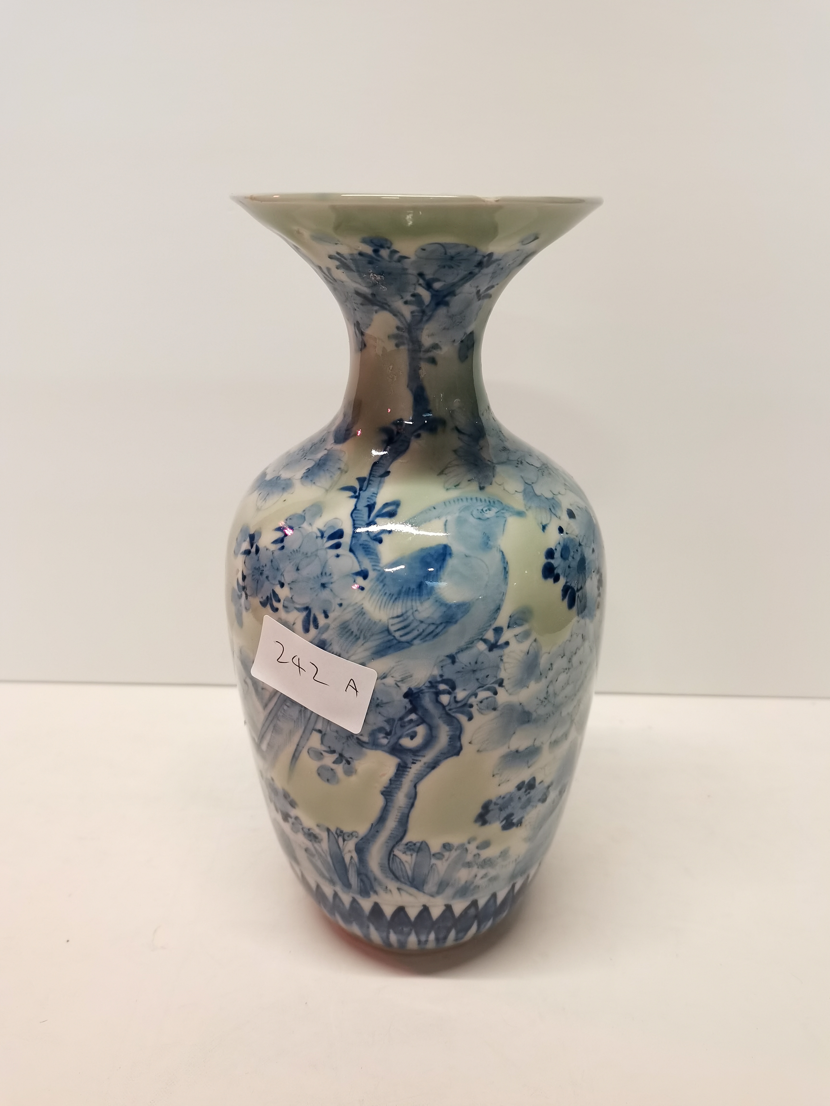 25cm height blue and white chinese vase 25cm height no character marks