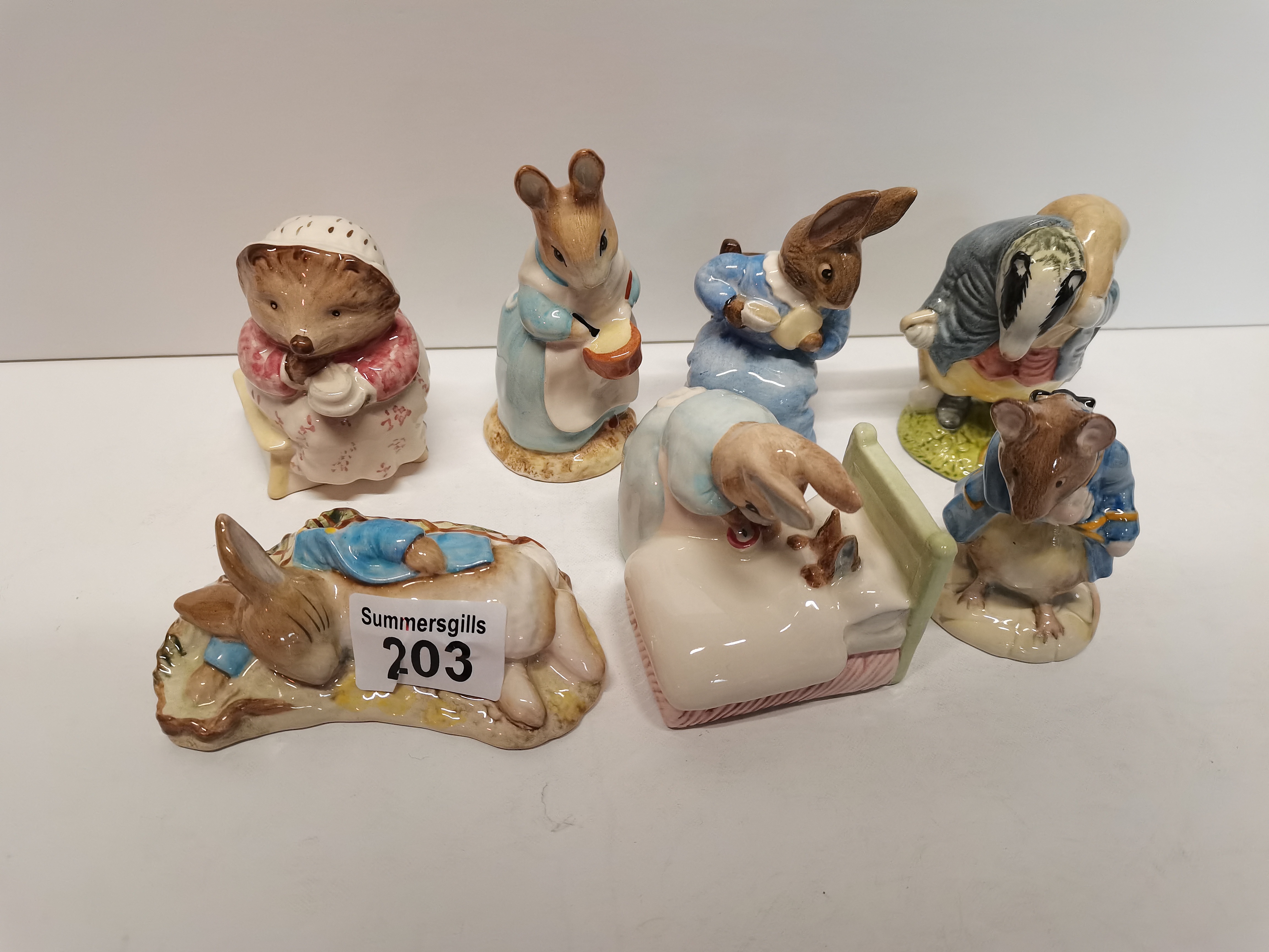 7 Royal Albert Beatrix Potter charaters