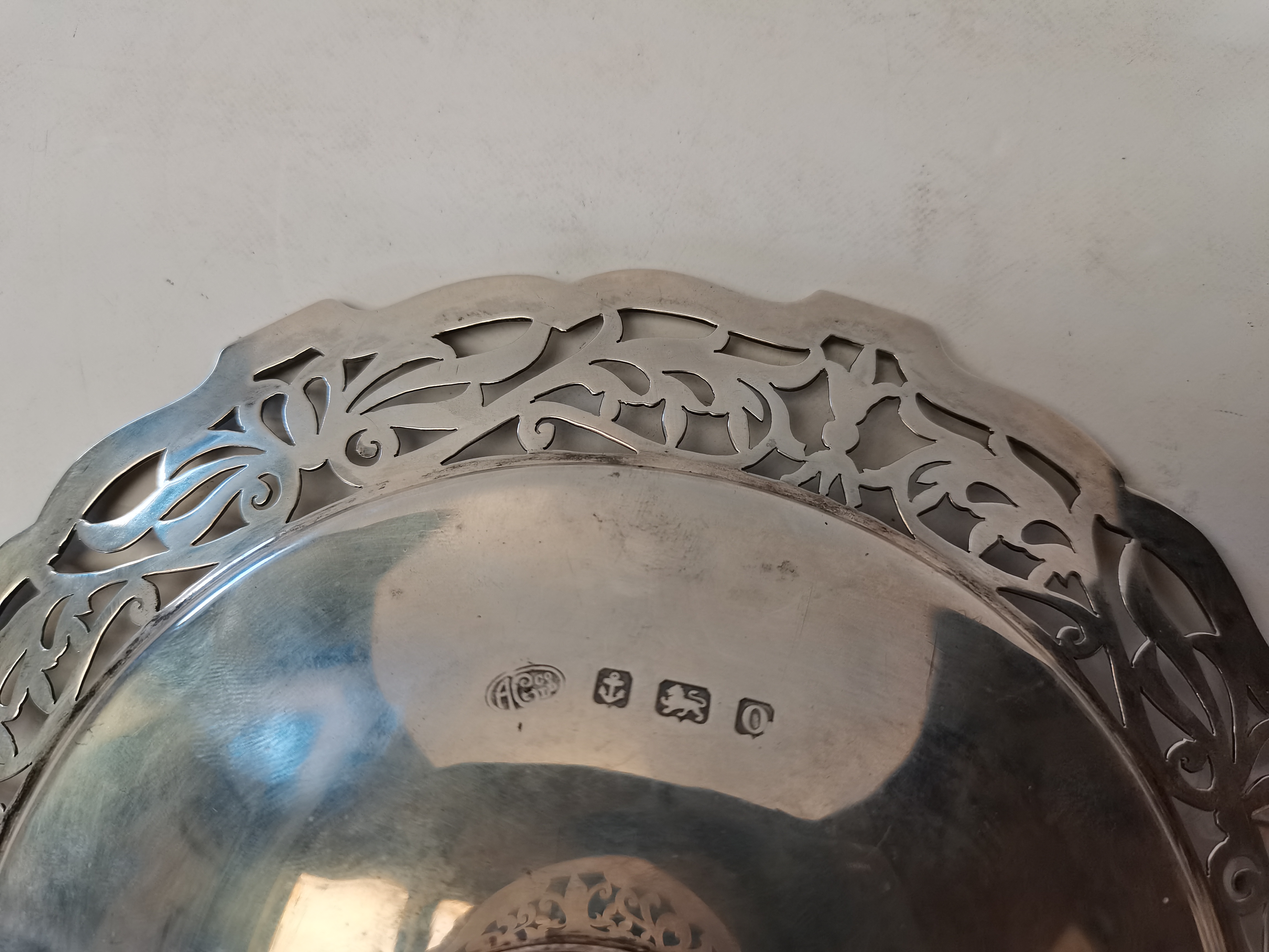 Birmingham silver fretwork bon bon style dish 20cm in good condition 346g - Image 2 of 3