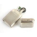 A VINTAGE HALLMARKED SILVER, THE HOWITT LIGHTER, PETROL. (6cm)