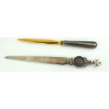 AN 18TH CENTURY MALTESE SILVER COIN SET LETTER OPENER Marked 'T. V1 1776, Emmanuel De Rohan', with