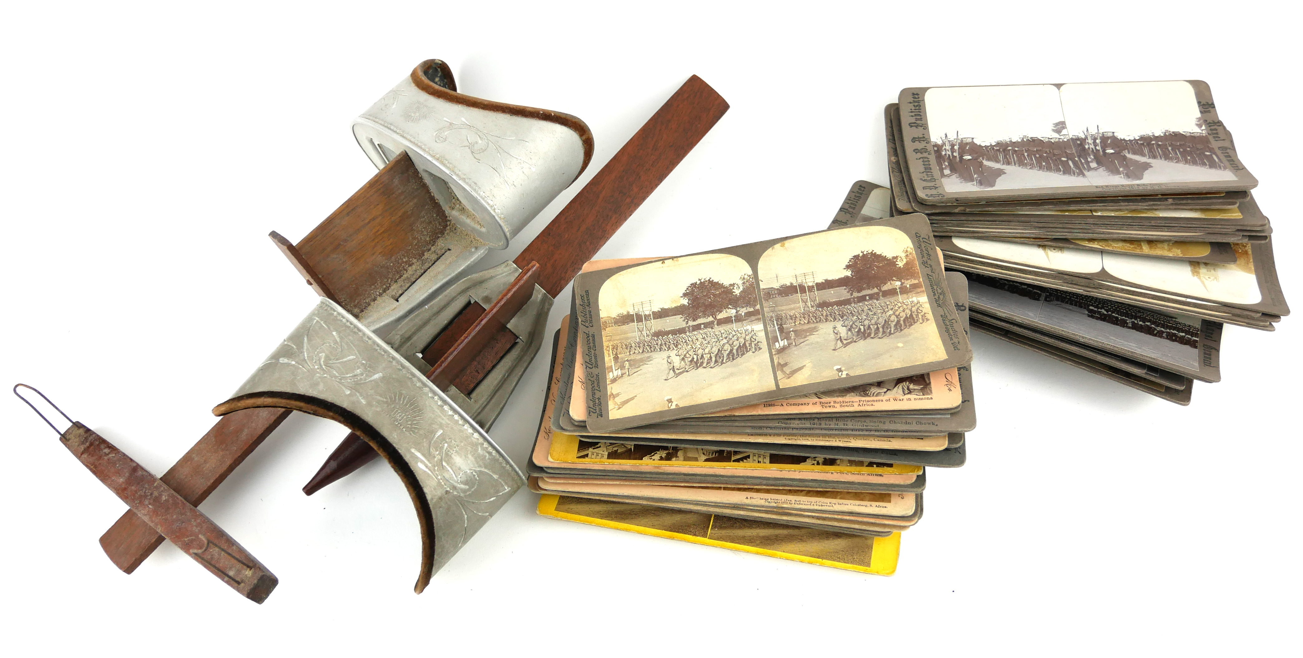 A COLLECTION OF LATE 19TH/EARLY 20TH CENTURY BRITISH MILITARY STEREOSCOPIC PHOTOGRAPHIC CARDS