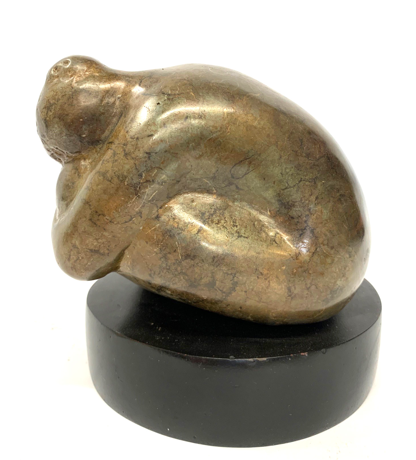 A 20TH CENTURY BRONZE, CROUCHING NUDE WOMAN Raised on a plinth base. H 17cm x Diameter 18cm - Image 4 of 8