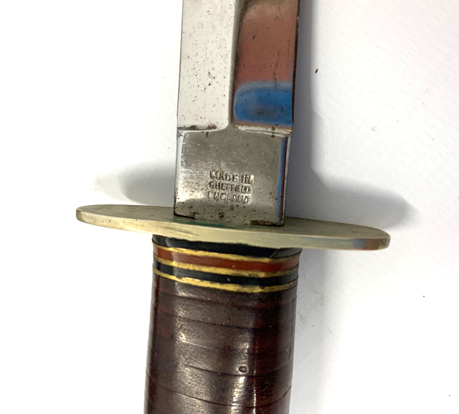 A 20TH CENTURY WILLIAM RODGERS DAGGER Inscribed to blade 'I CUT MY WAY - WILLIAM RODGERS, SHEFFIELD, - Image 4 of 4