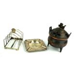 TWO EARLY 20TH CENTURY HONG KONG SILVER ITEMS To include a toast rack, bearing embossed monogram