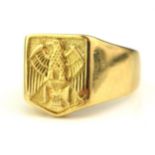 A GERMAN WWII 18CT GOLD GENT'S PRESENTATION RING The top engraved with German eagle with open