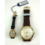 SEIKO, SAPPHIRE, A GOLD PLATED GENT'S WRISTWATCH With calendar window, on a brown leather strap,