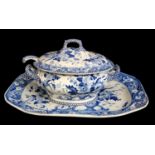 STAFFORDSHIRE, A VERY FINE EARLY 19TH CENTURY BLUE AND WHITE TRANSFER PRINTED TUREEN AND COVER