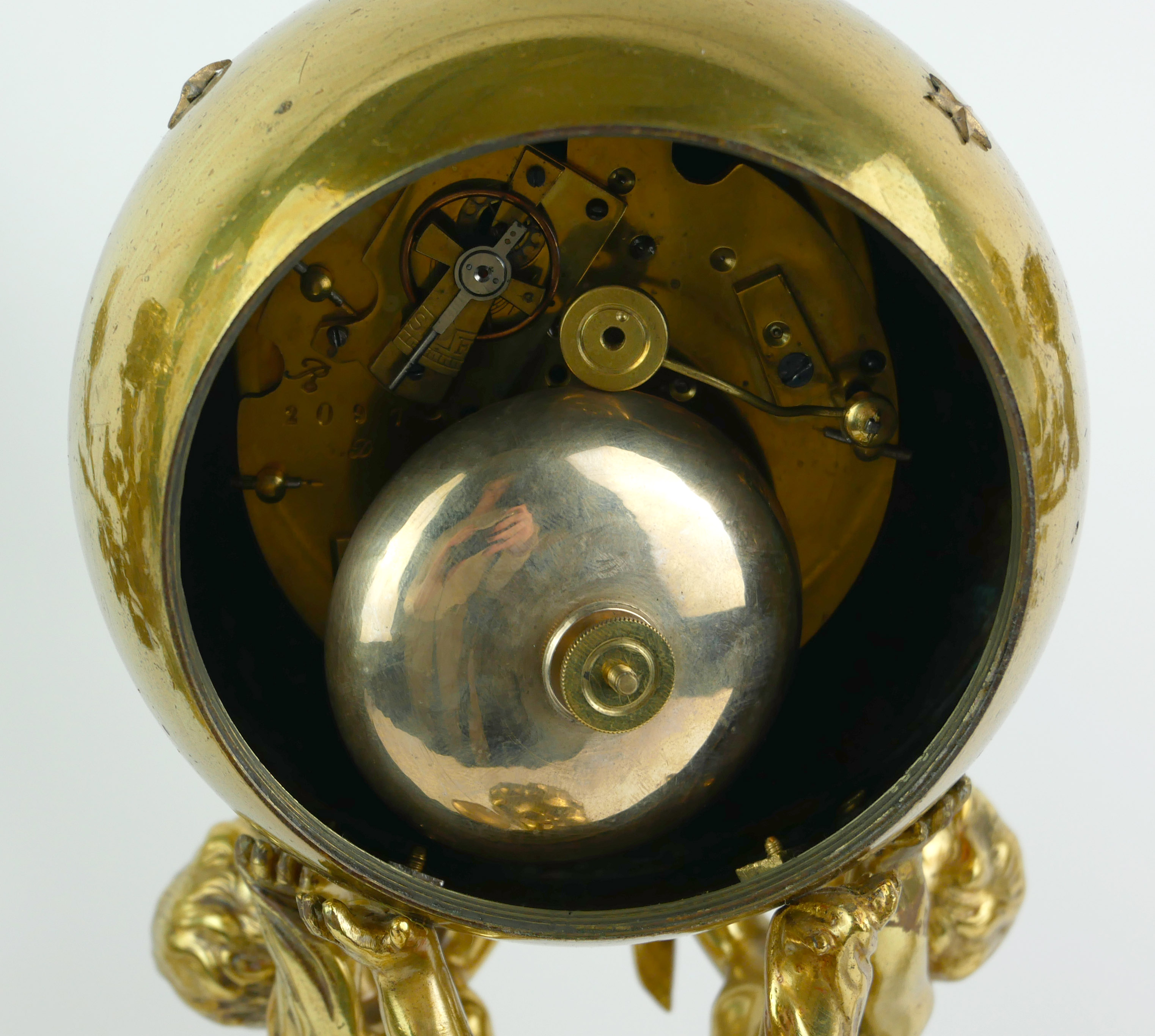 A 19TH CENTURY FRENCH ORMOLU AND MARBLE FIGURAL GLOBE CLOCK GARNITURE SET The spherical globe case - Image 6 of 6