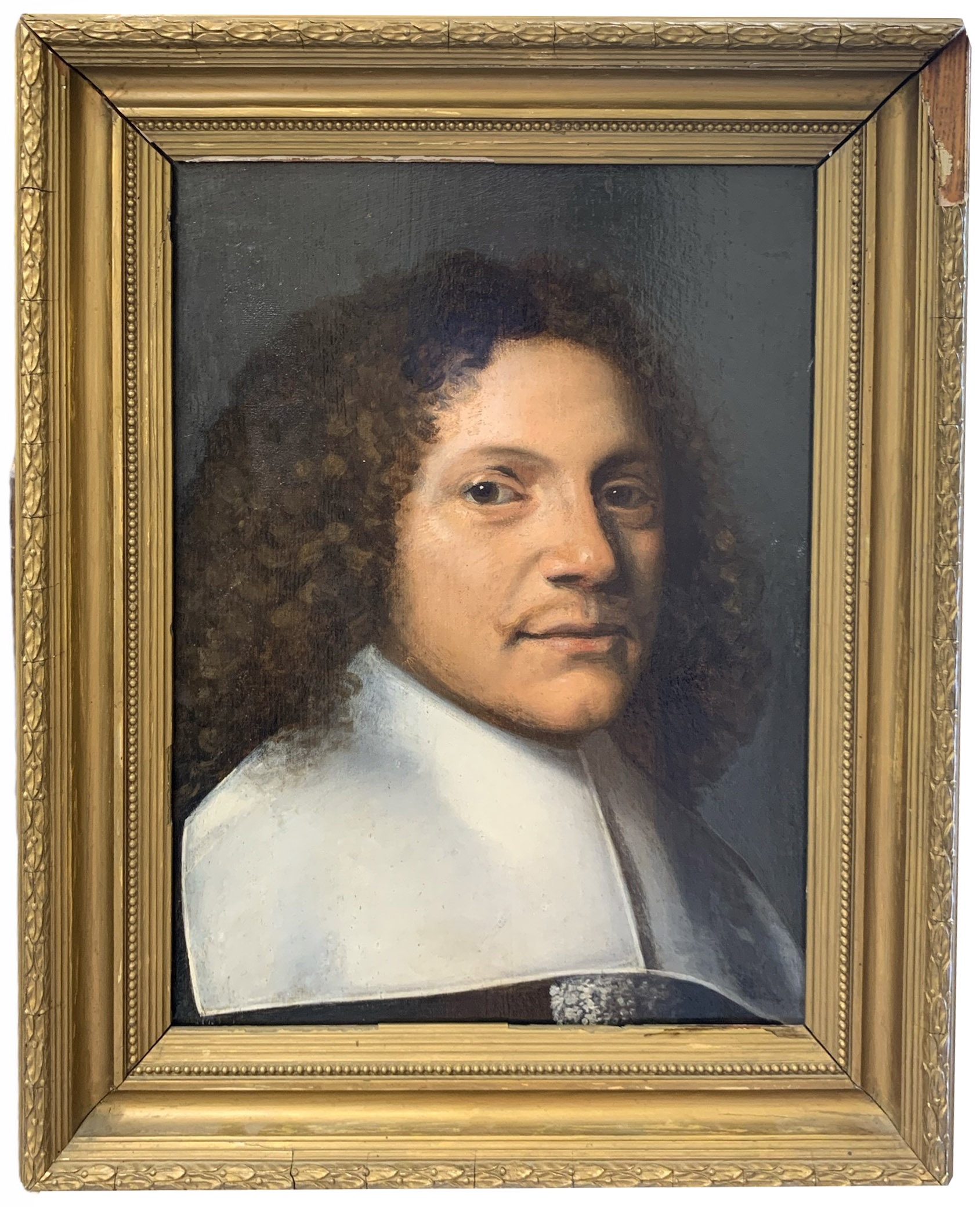 A 17TH CENTURY DUTCH SCHOOL OIL ON PANEL, PORTRAIT OF A DISTINGUISHED GENTLEMEN Indistinctly