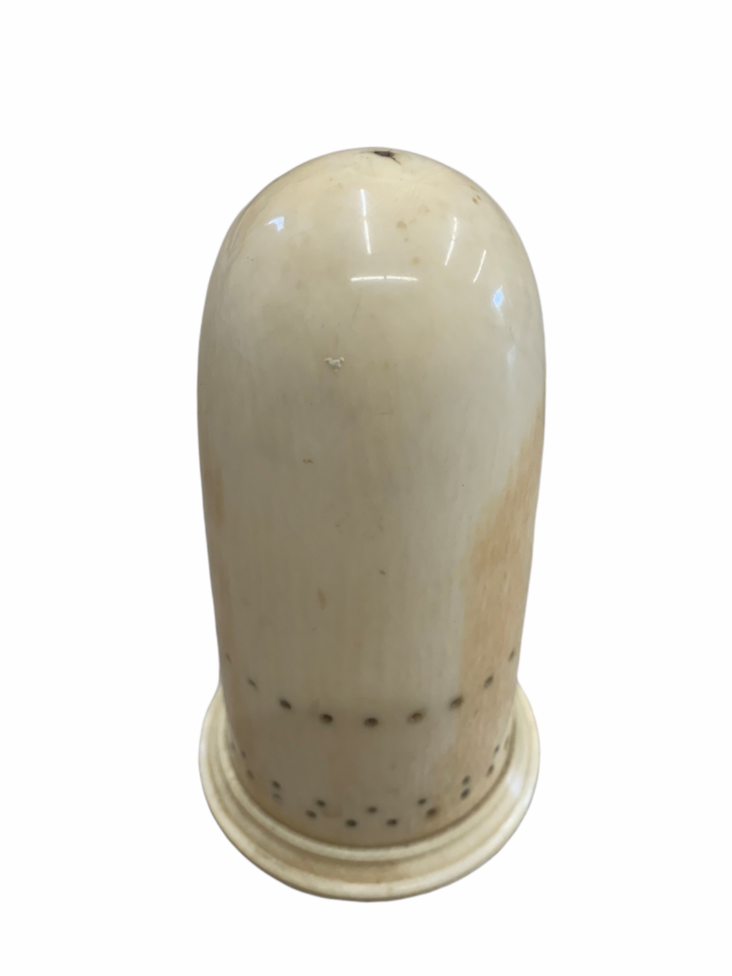 A 19TH CENTURY CHINESE CARVED IVORY CRICKET CAGE 11cm x 6cm - Image 2 of 8