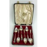 A SET OF SIX VINTAGE SILVER GRAPEFRUIT SPOONS Plain form, hallmarked Francis Howard, Sheffield,