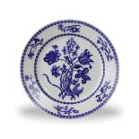 A good blue and white'botanical' plate, 18th century - - D 23 cm , H 3 cm - - copying a print