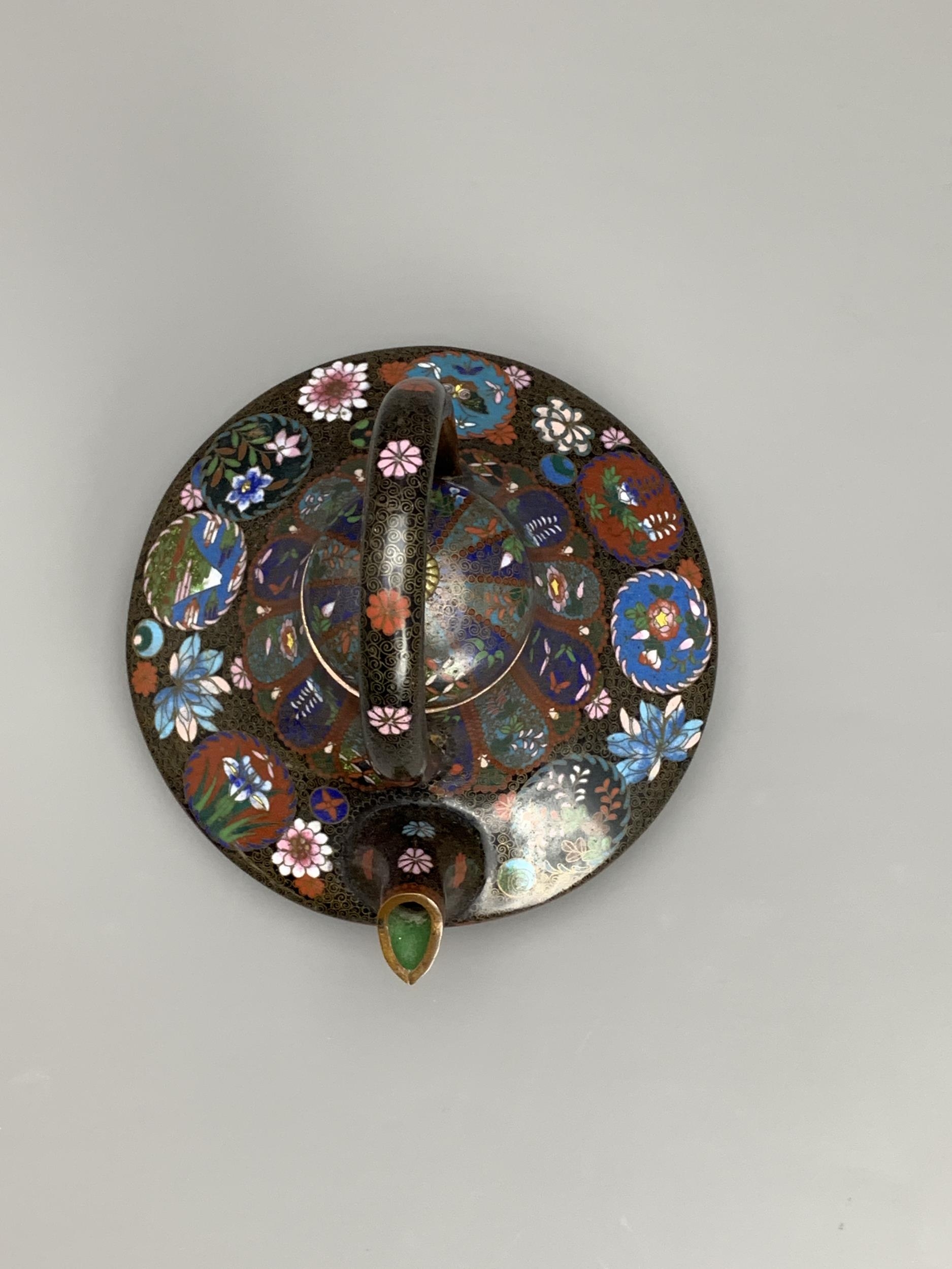 A Japanese cloisonne sake kettle and cover, Meiji period - - L16cm W15cm H15cm - - with overhead - Image 8 of 8