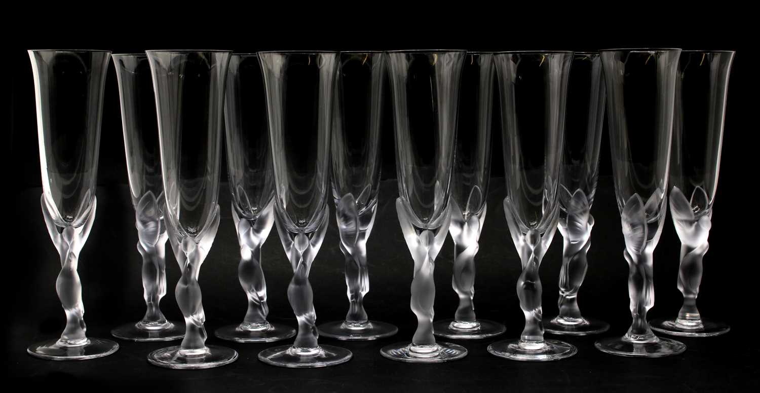 A set of twelve Igor Carl Faberge champagne glasses, - Bild 2 aus 2