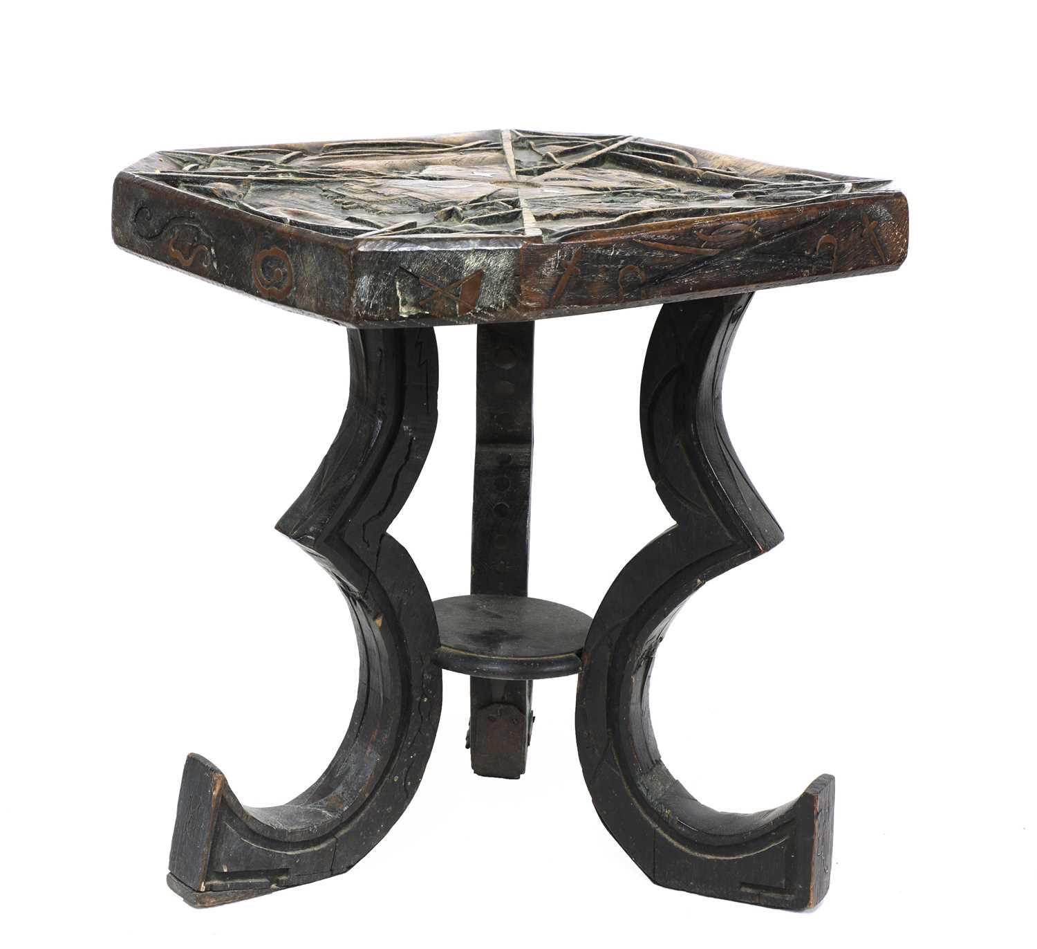 A carved and inlaid talismanic stool, - Bild 6 aus 6