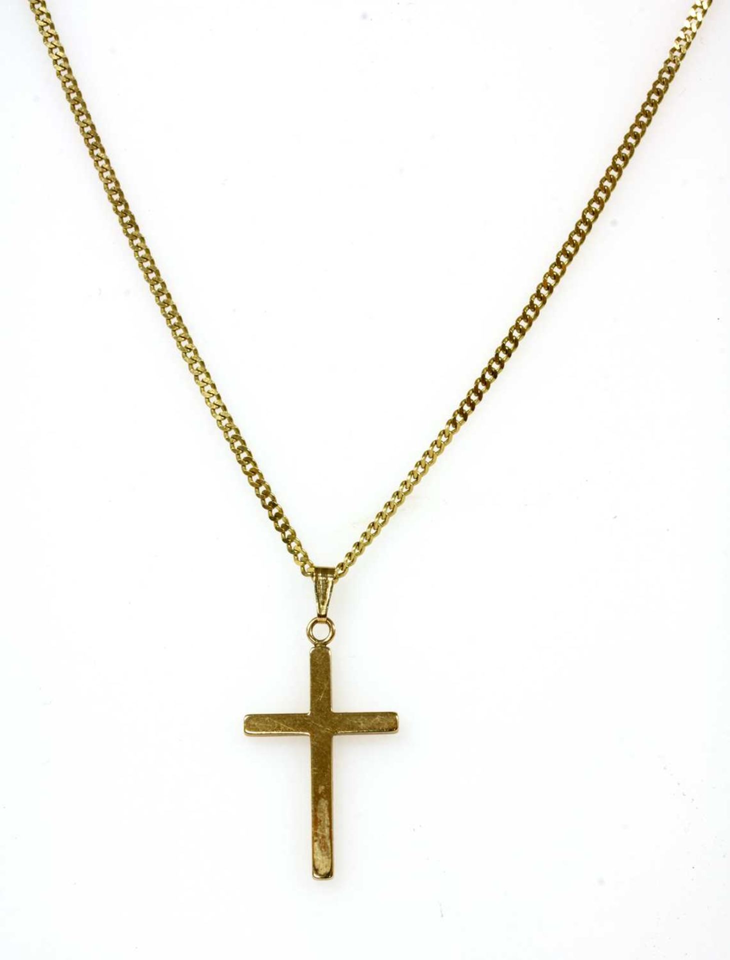 A 9ct gold Latin cross pendant,