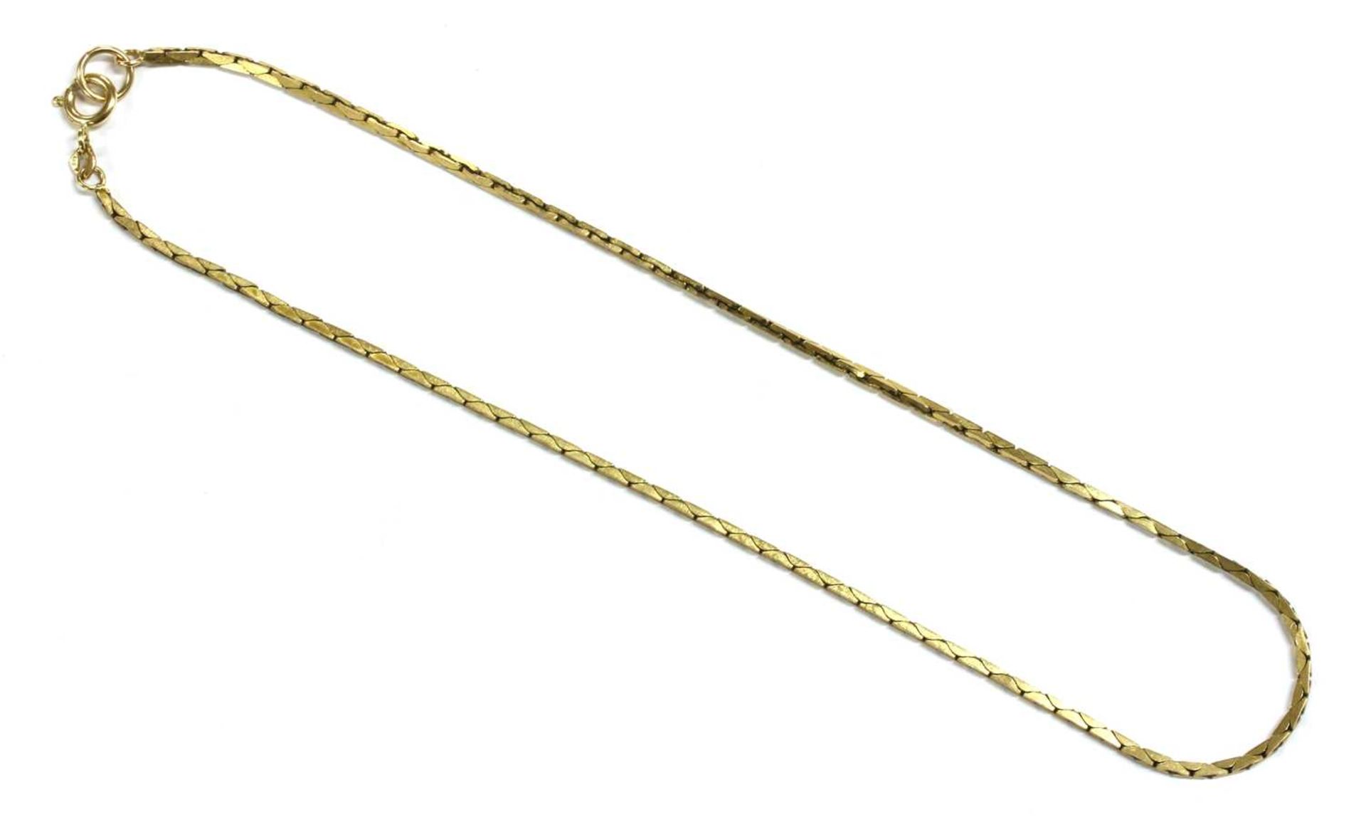 A 9ct gold cobra link chain,