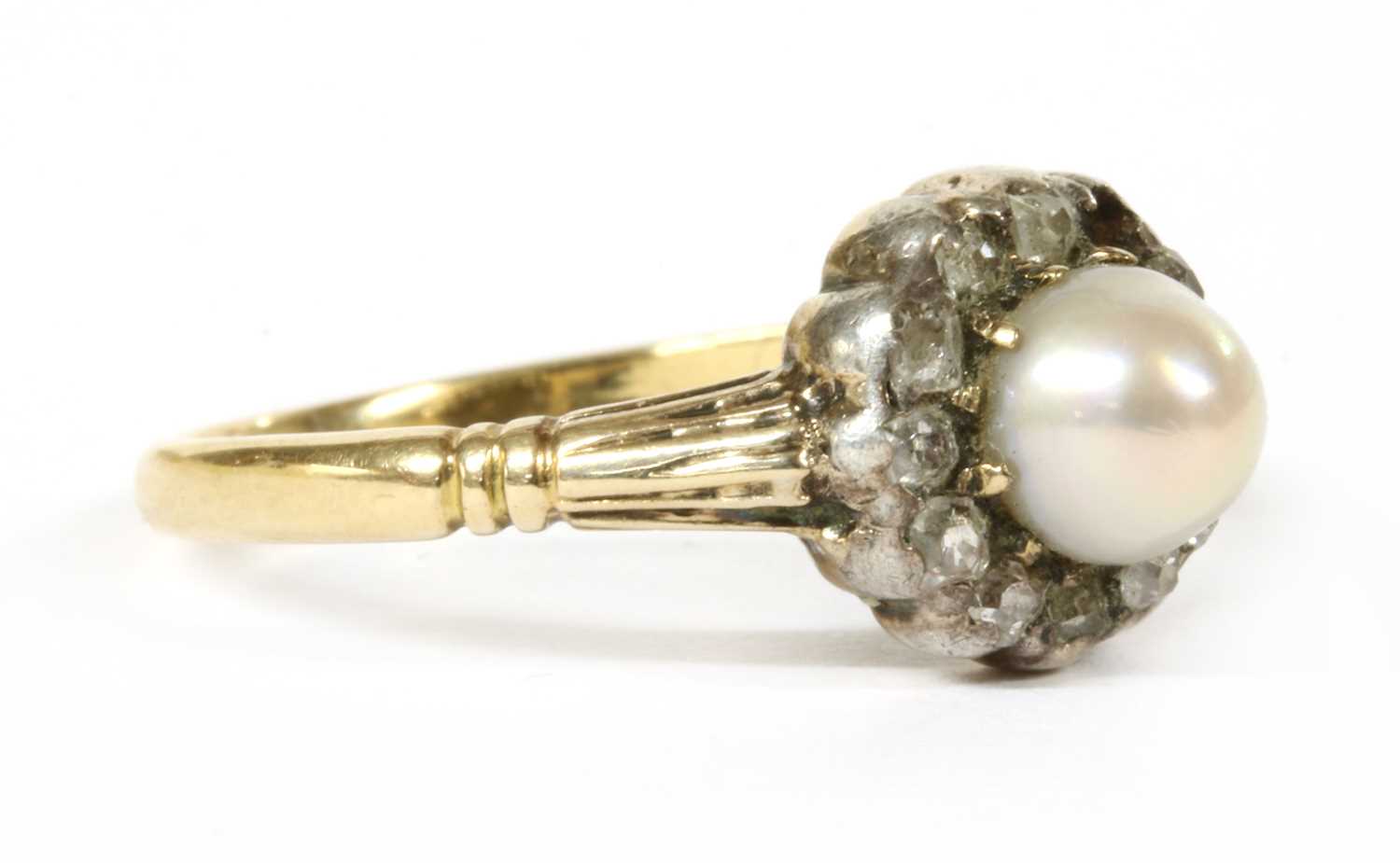 A gold pearl and diamond cluster ring, - Image 3 of 4