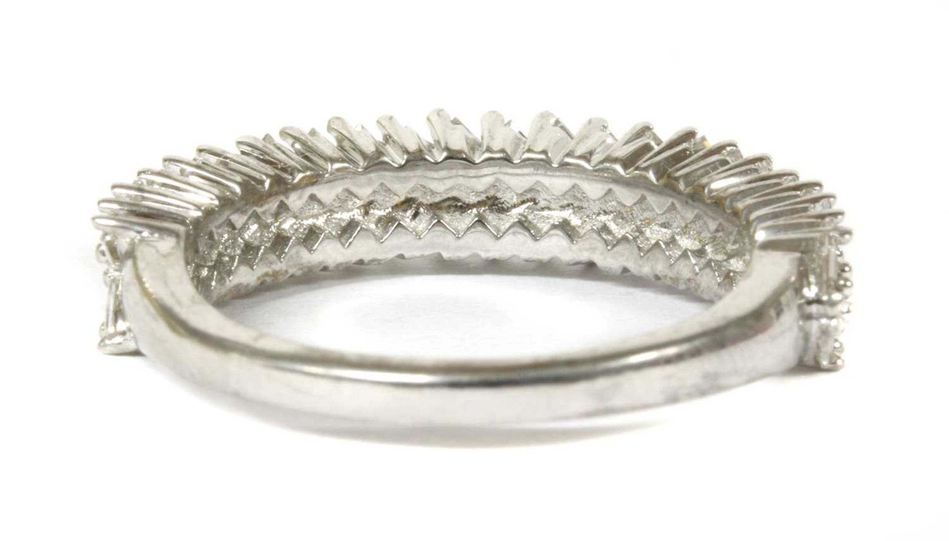 A white gold diamond ring, - Image 3 of 4