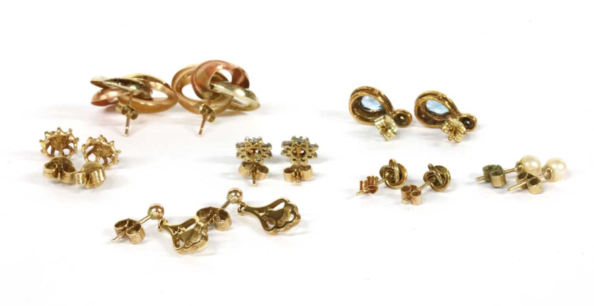 Seven pairs of gold earrings, - Image 2 of 2