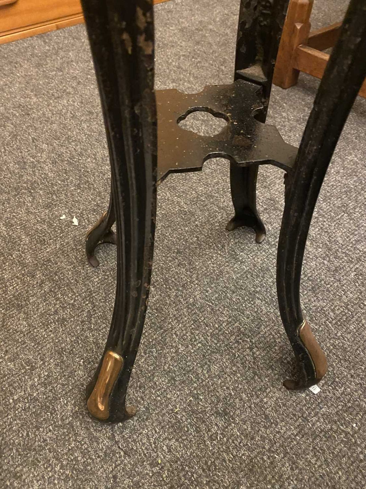 An Art Nouveau cast iron torchère, - Bild 8 aus 10