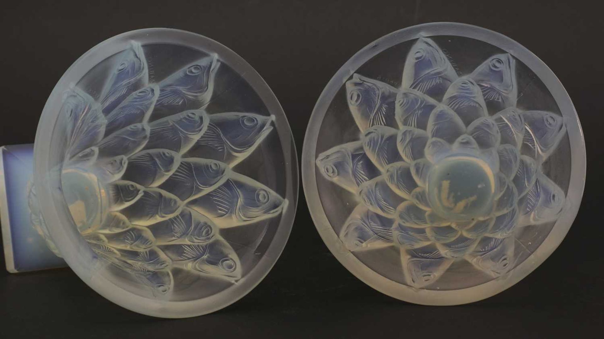 A pair of Sabino opalescent glass vases, - Image 4 of 4