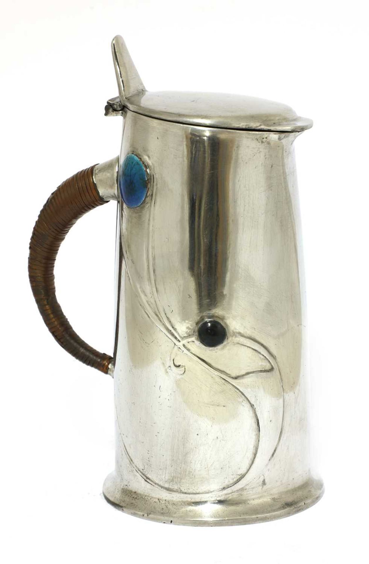 A Liberty Tudric pewter and enamel jug, - Bild 4 aus 4