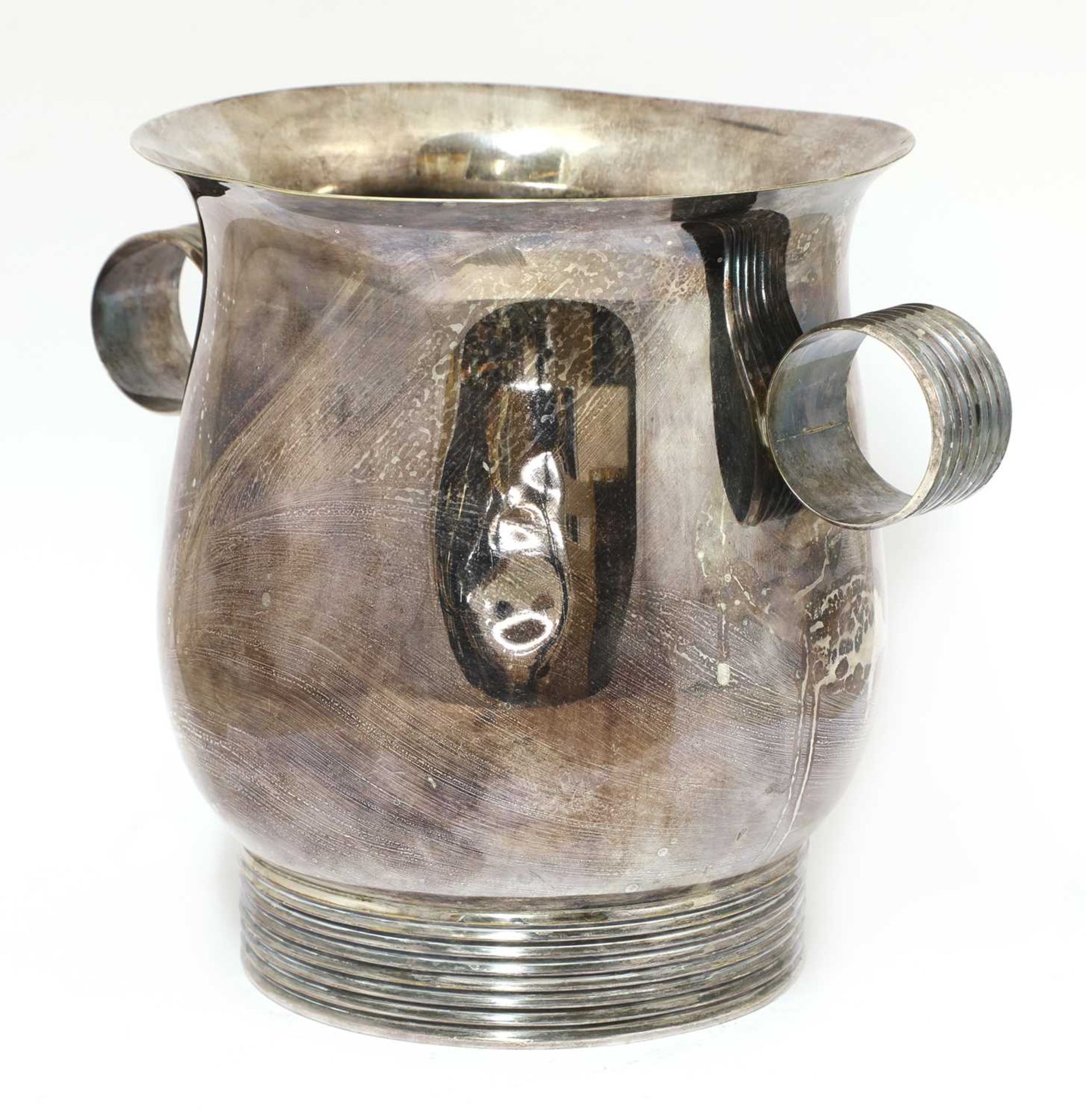A silver-plated twin-handled urn, - Image 3 of 4