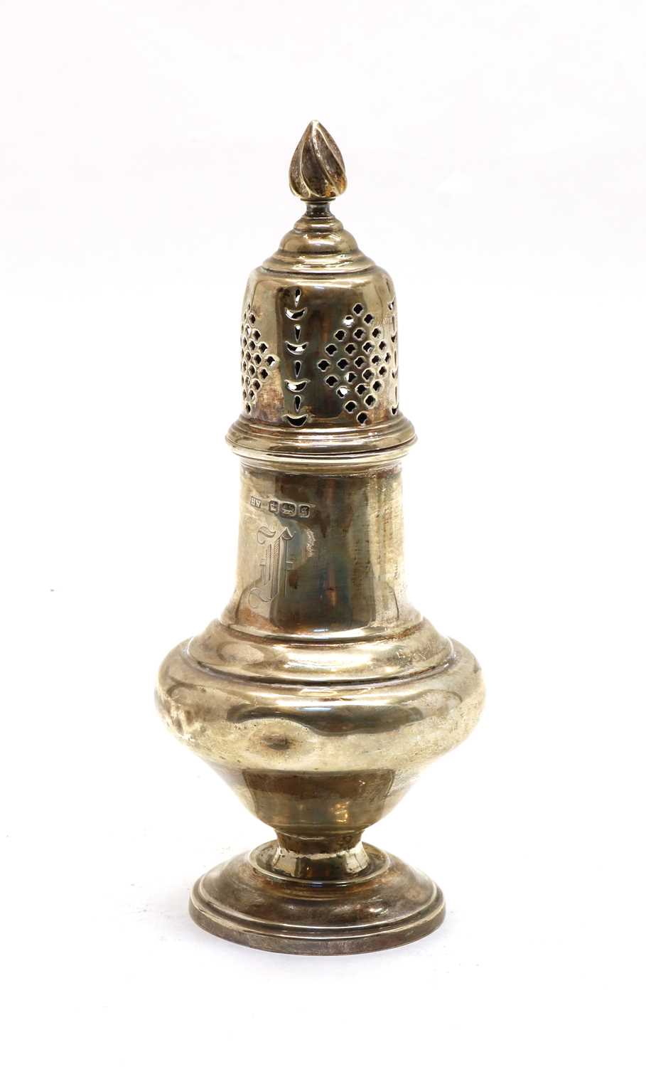 A silver sugar castor of baluster shape - Image 3 of 3