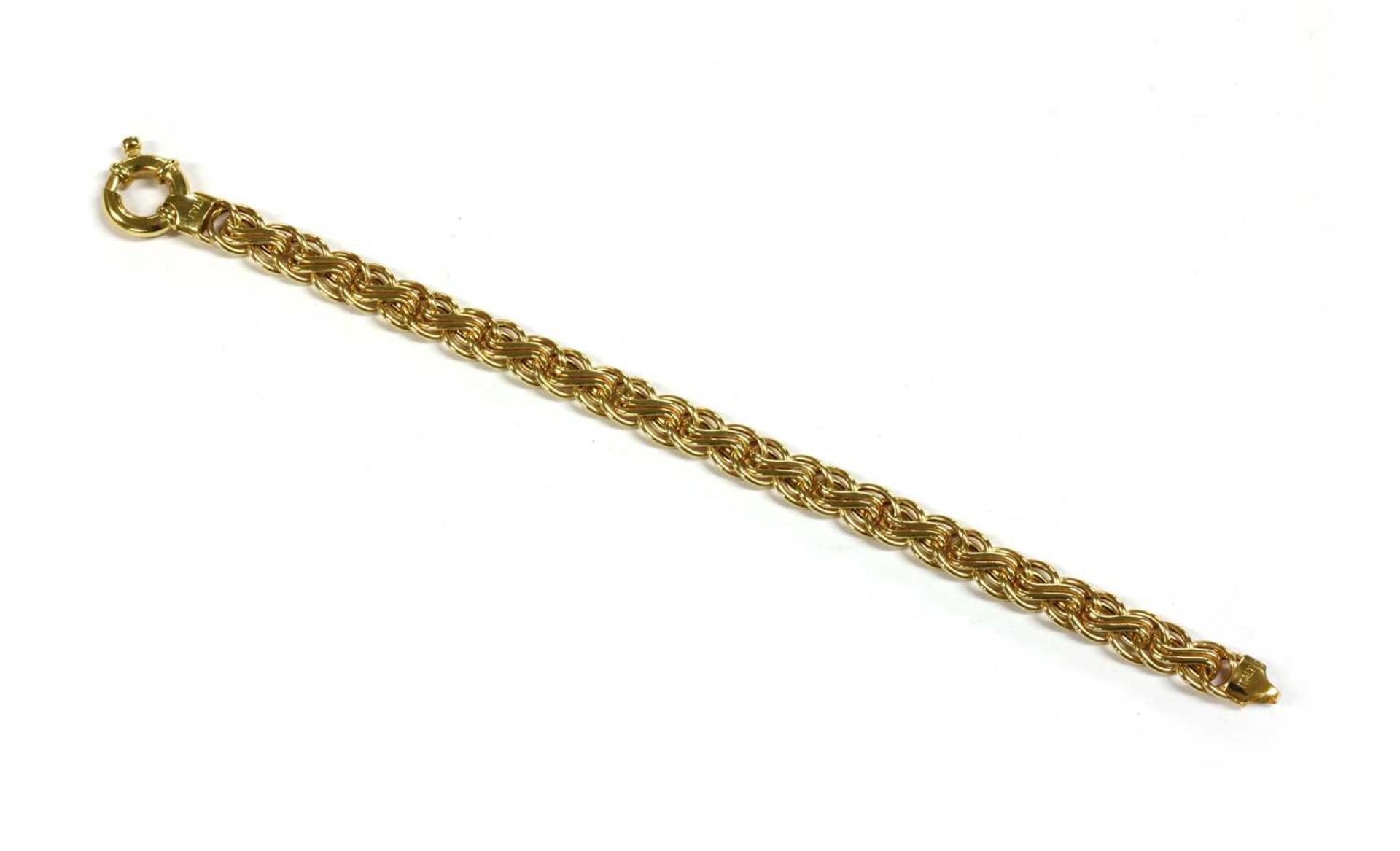 A 9ct gold hollow figure of eight link bracelet,