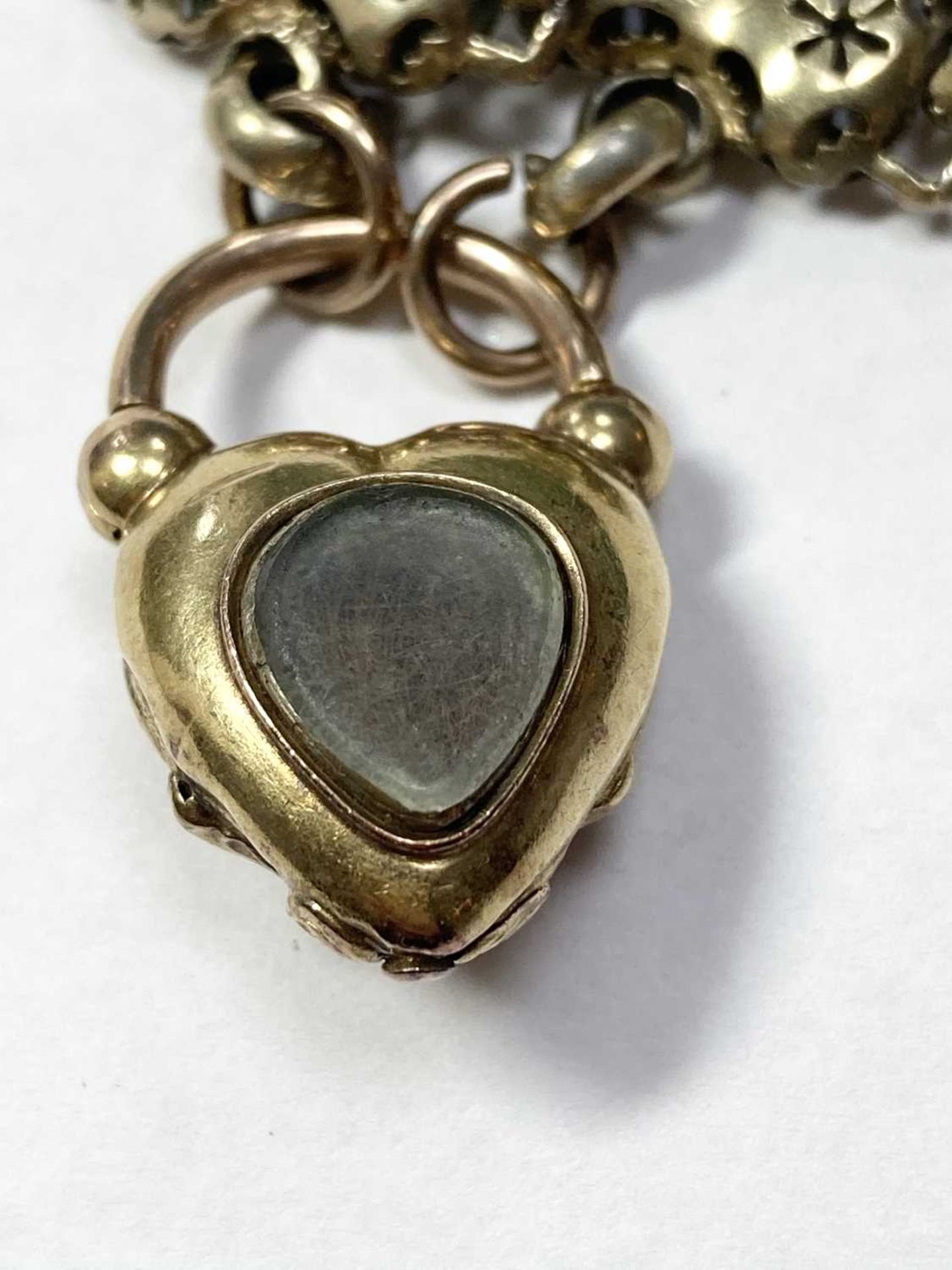 A Victorian gold heart shaped padlock clasp, - Image 3 of 4