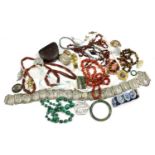 A quantity of costume jewellery,