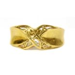 A 22ct gold ring,