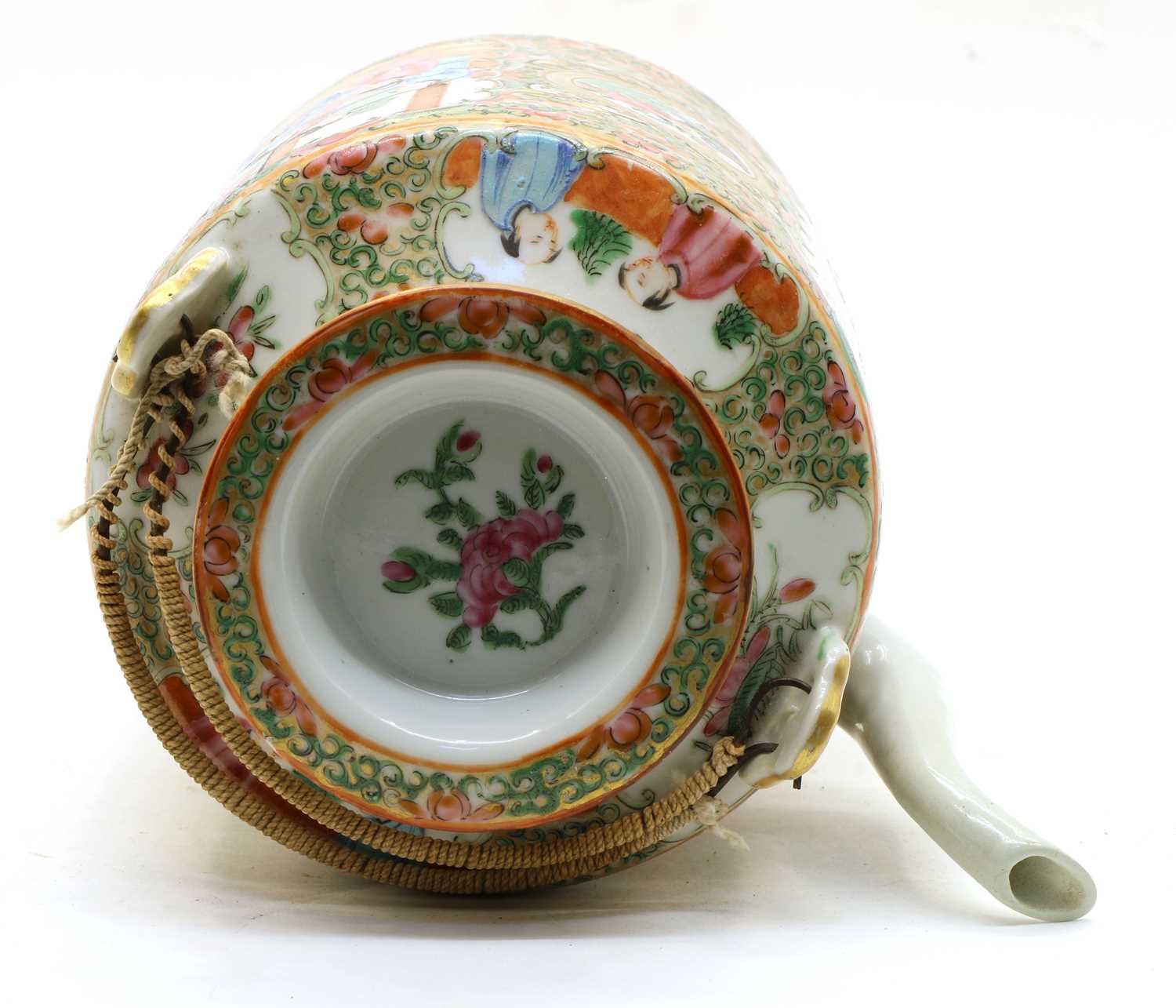 A famille rose canton porcelain tea kettle c. 1880, - Image 4 of 4