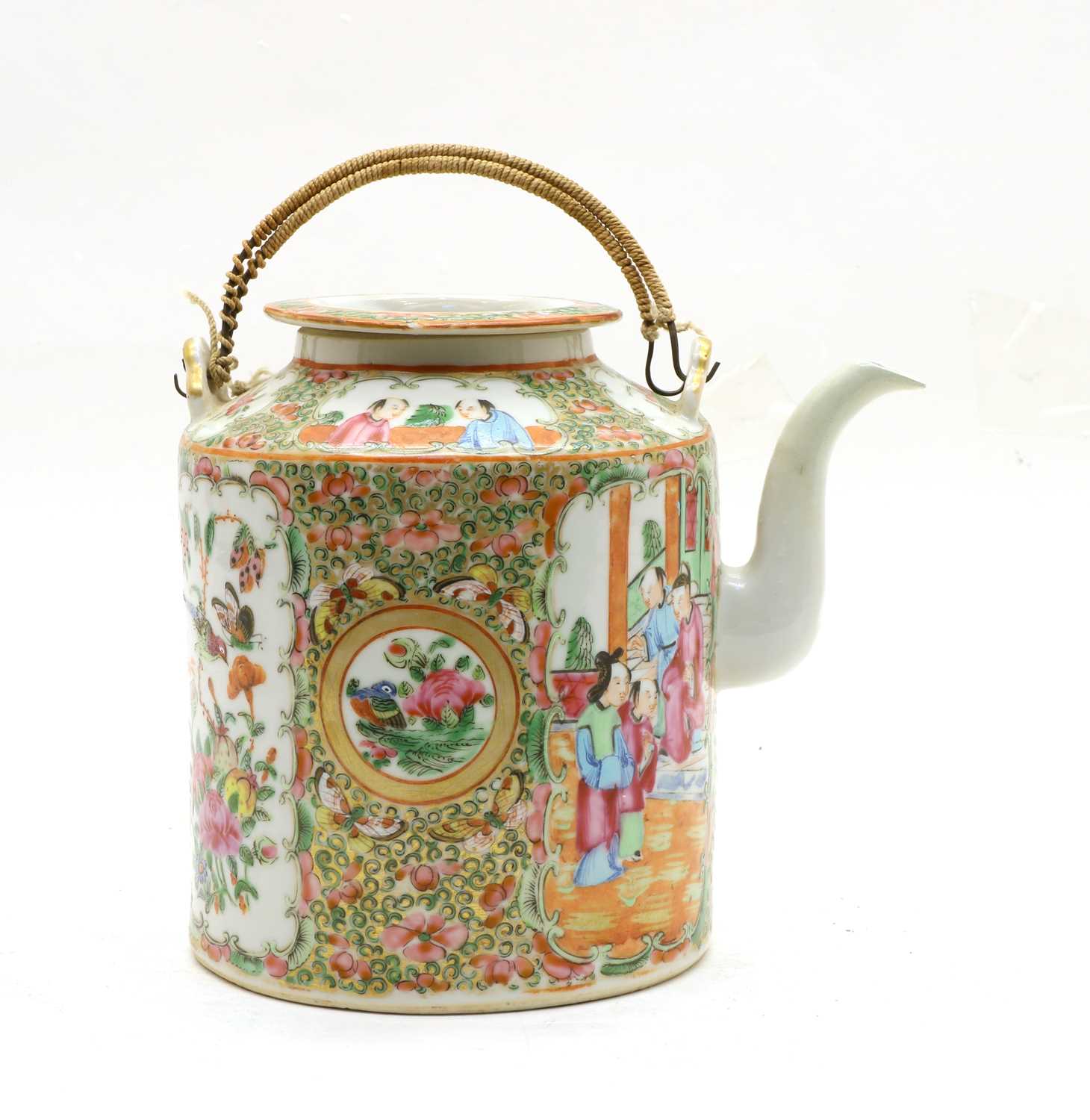 A famille rose canton porcelain tea kettle c. 1880, - Image 2 of 4