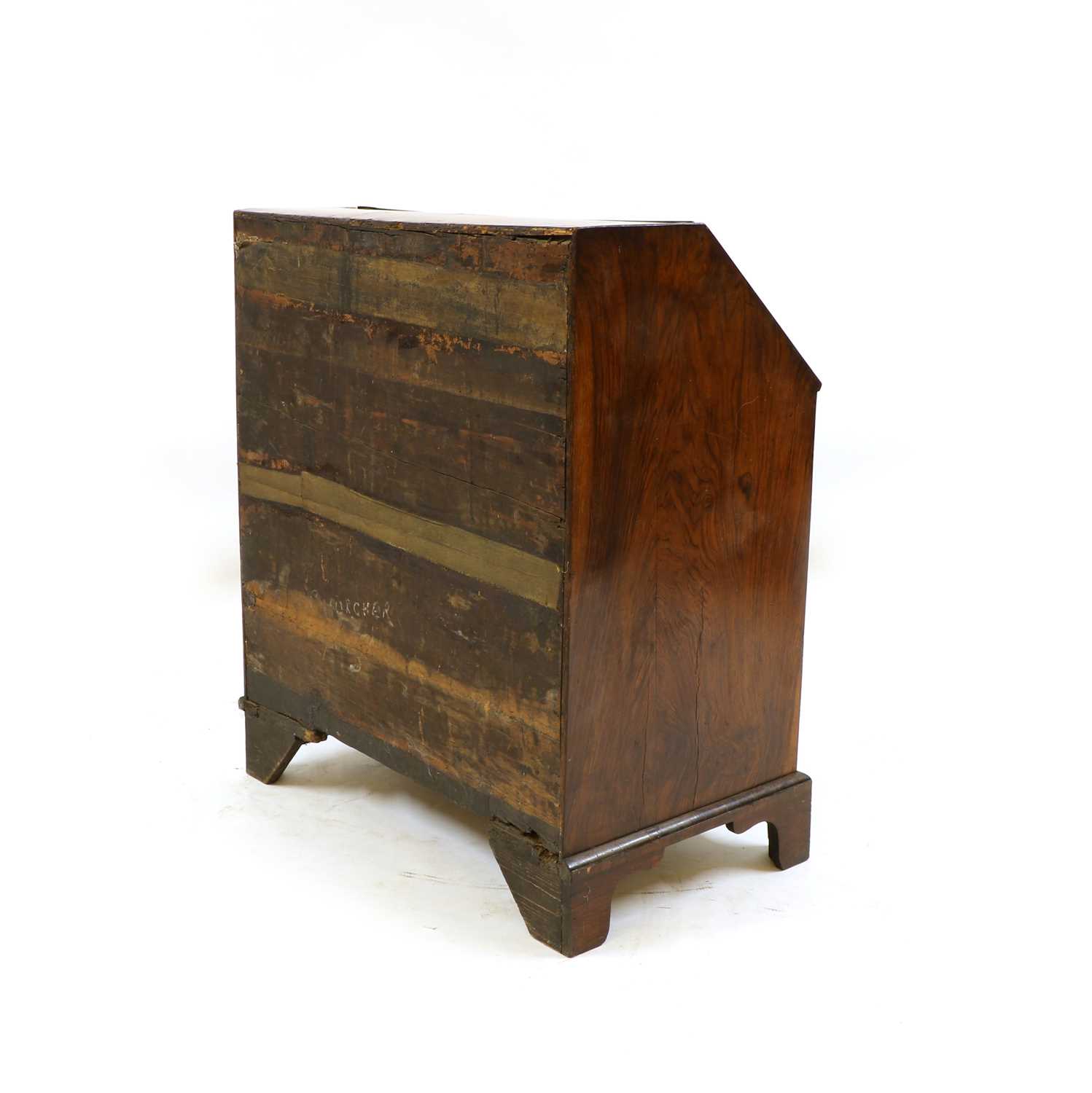 An early 18th century walnut bureau, - Image 4 of 5