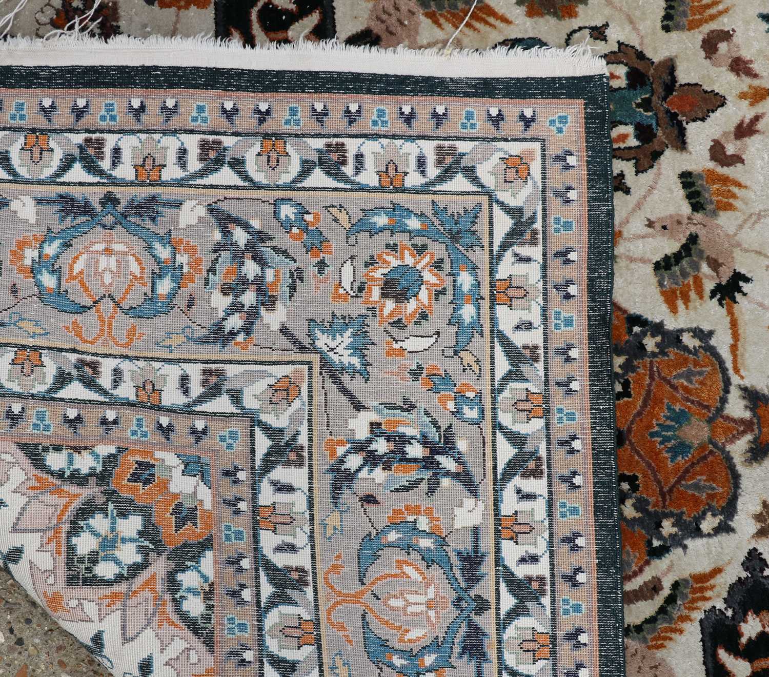 A Persian Isfahan rug, - Bild 2 aus 2