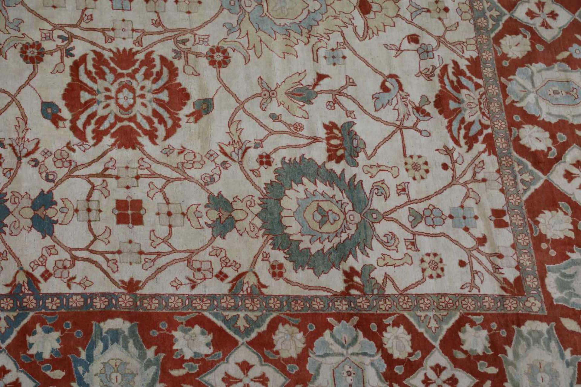 A large Persian Ziegler Sultanabad carpet, - Bild 6 aus 34