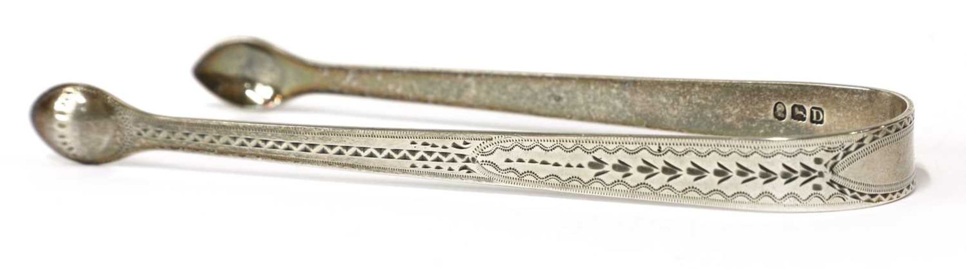 A pair of George III silver sugar tongs, - Image 3 of 33