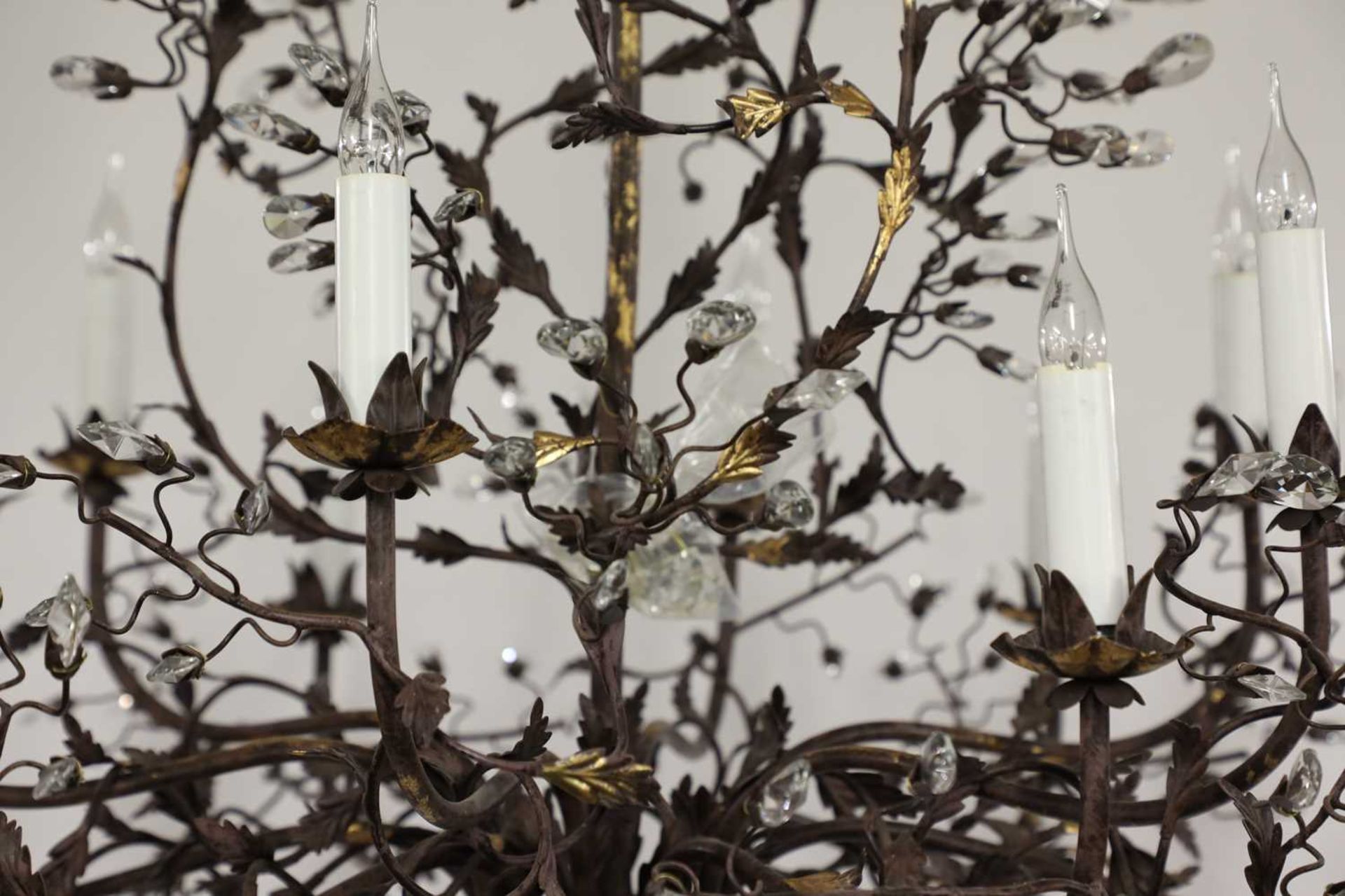 A contemporary ‘Florentina’ chandelier, - Image 2 of 3