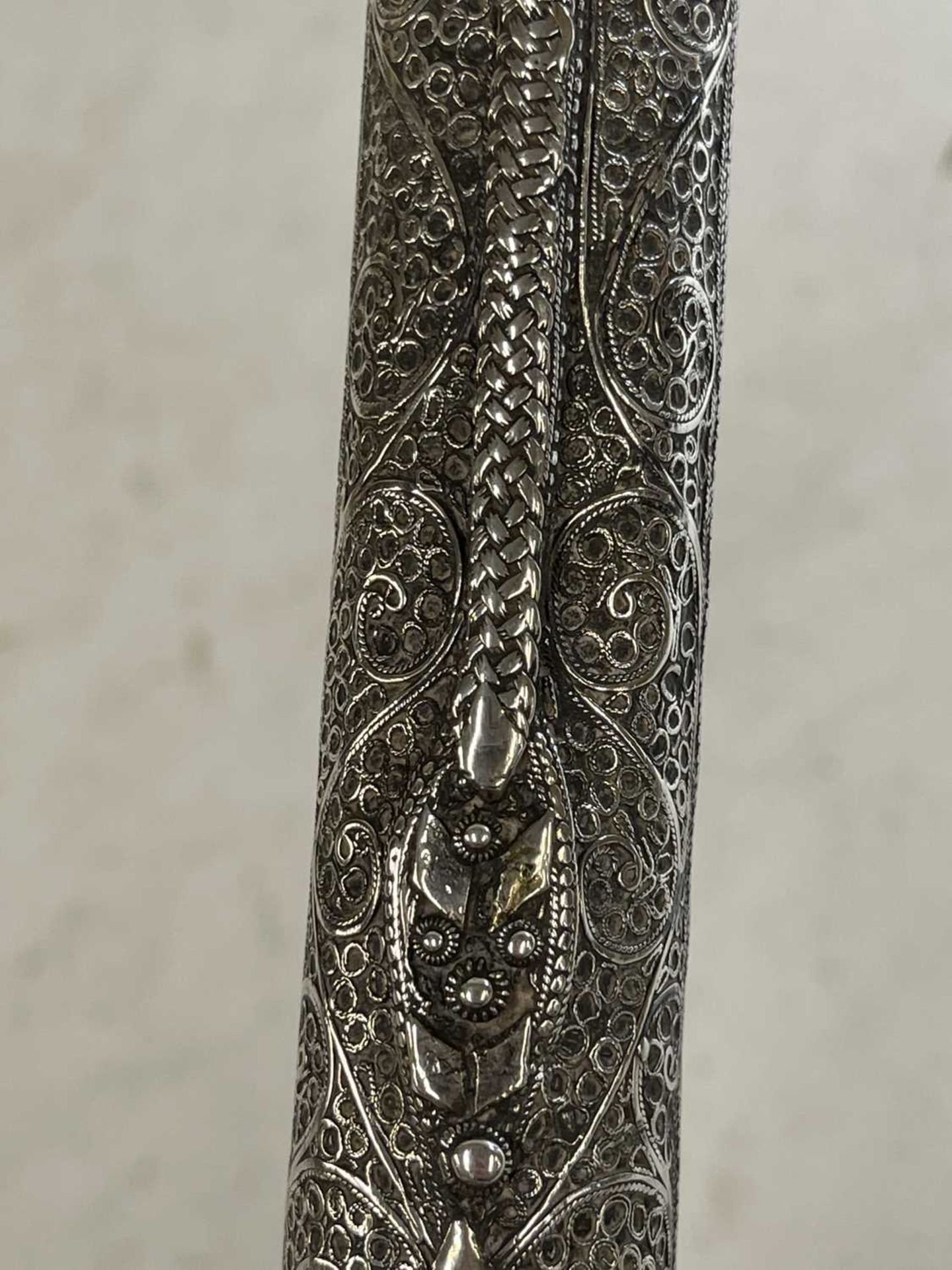 A Turkish silver-mounted flintlock pistol, - Bild 29 aus 45