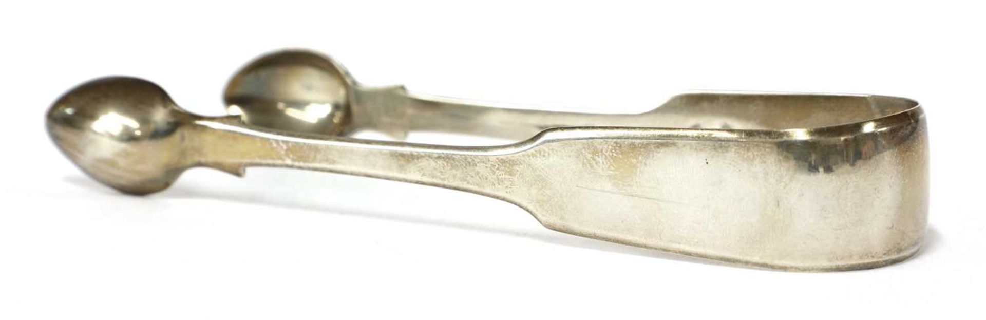 Eight pairs of silver sugar tongs, - Image 25 of 31