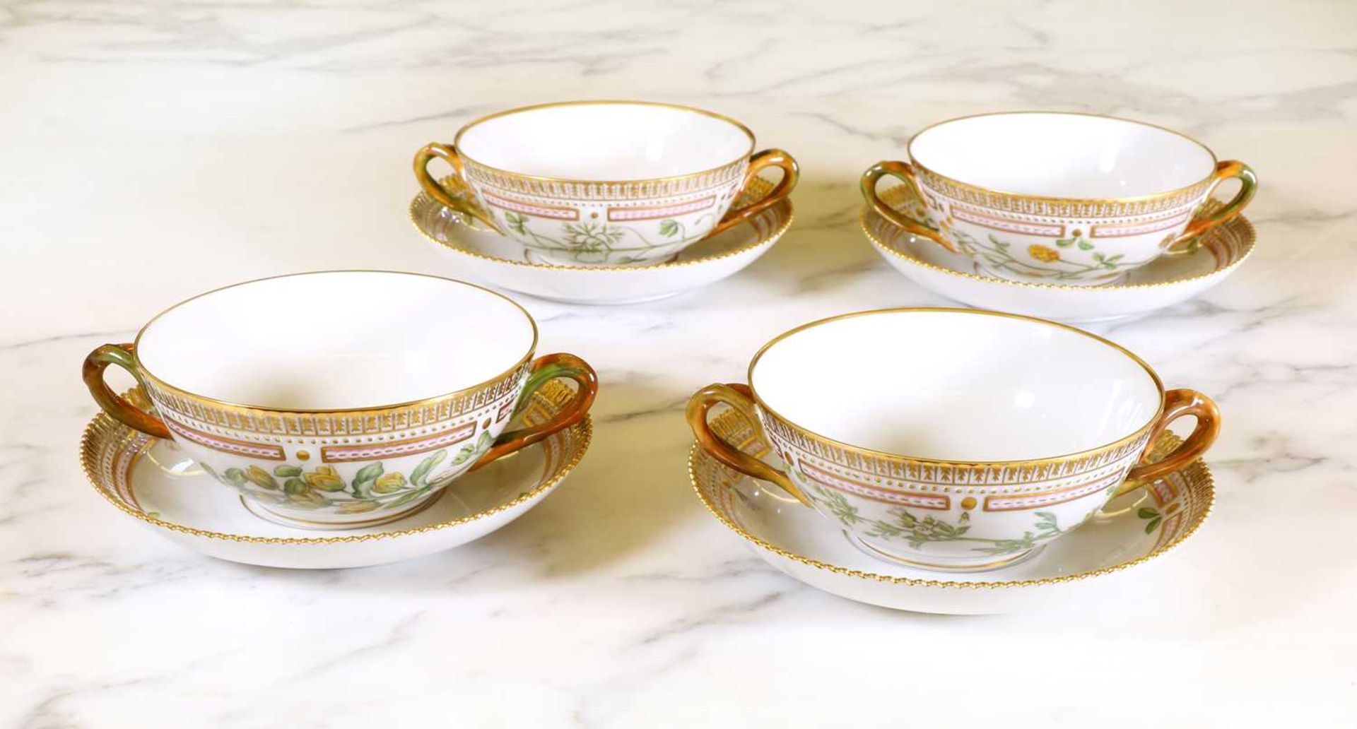 An extensive Royal Copenhagen 'Flora Danica' porcelain dinner service, - Image 20 of 139