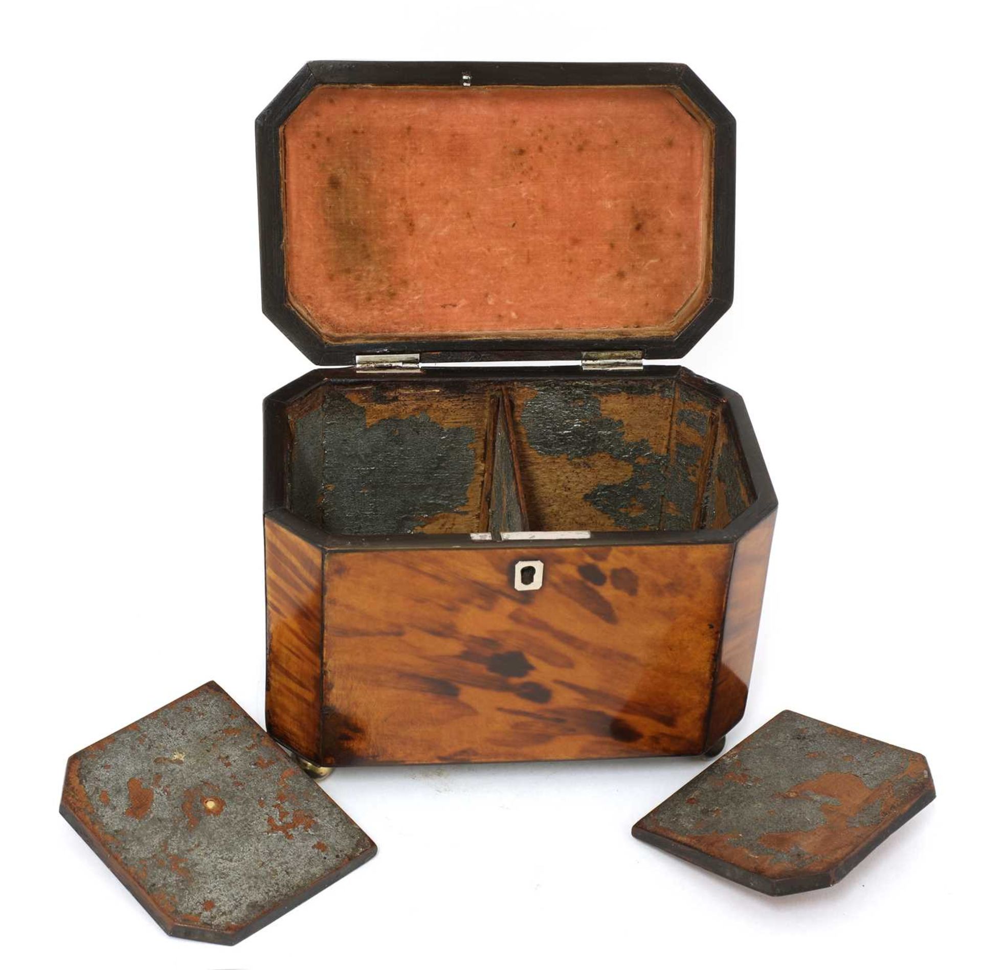 A tortoiseshell tea caddy, - Bild 5 aus 5